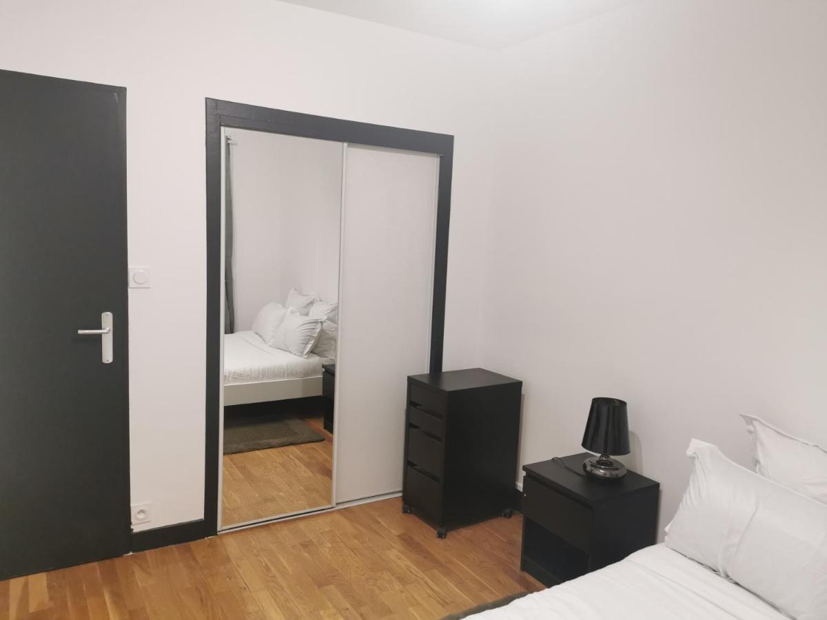 Appartement Meubles A Villeurbanne Lyon エクステリア 写真